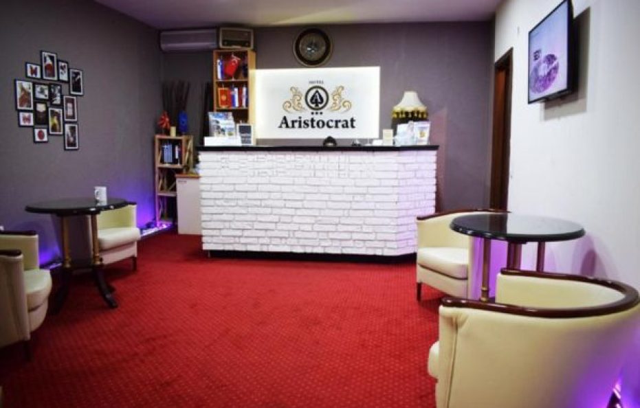 Hotel Aristocrat and Fish Restaurant