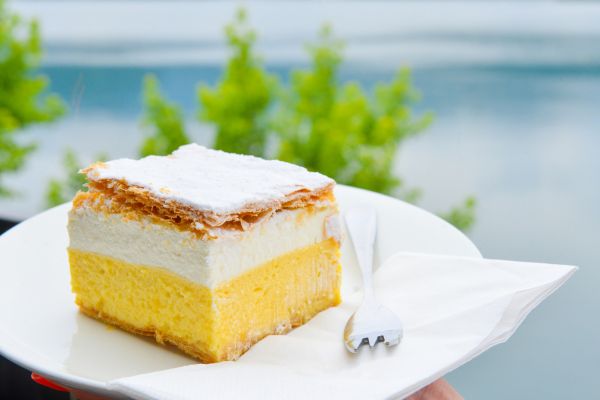 Kremna Rezina (Cream Pie, Slovenian Dessert)