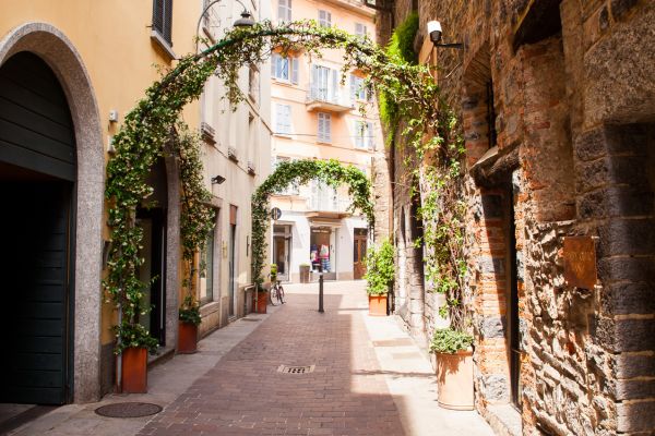 Como Street (Lake Como)