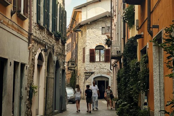 Como Street (Lake Como)