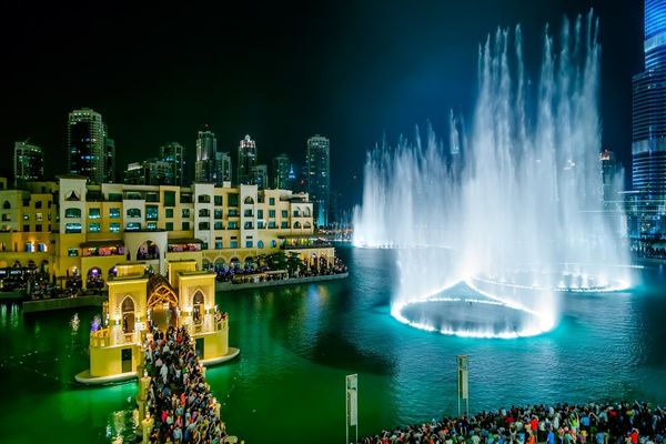 Burj Khalifa Fountain Show (Dubai)