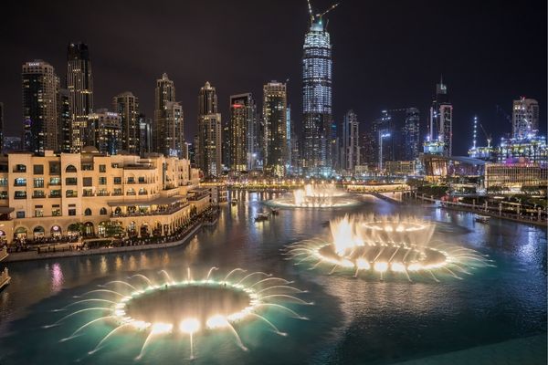 Burj Khalifa Fountain Show (Dubai)