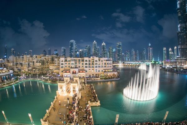 Burj Khalifa Fountain Show (Dubai)
