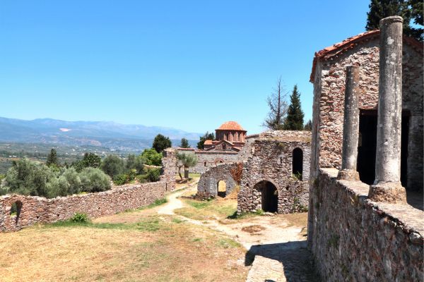 Byzantine City of Mystras, Laconia: Ruins of a fortified medieval town near Sparta, featuring palaces, churches, and the Despot’s Palace from the 14th century