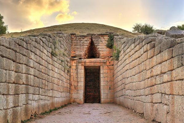 Treasury of Atreus (Tholos Tomb), Mycenae, Argolis: Monumental Mycenaean burial tomb