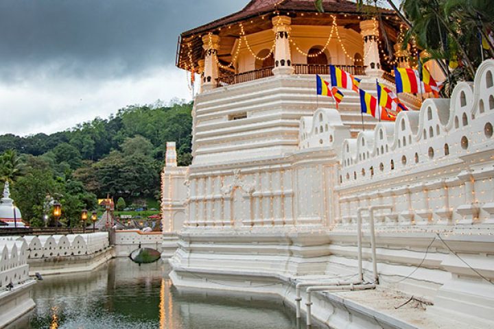 The Temple of the Sacred Tooth Relic, Buddhist temple in Kandy