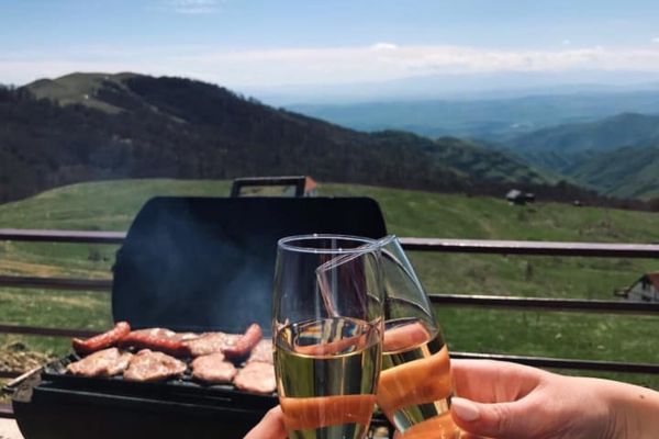 Kosteski Apartments (Ponikva, N. Macedonia)
